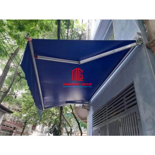 Bạt che mái hiên tự động
