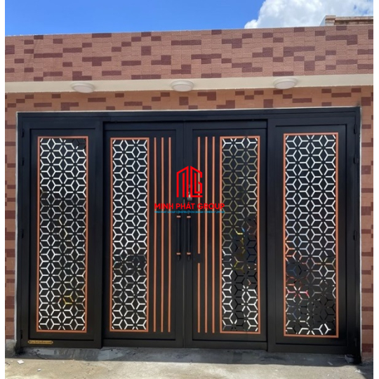 Cửa sắt truyền thống