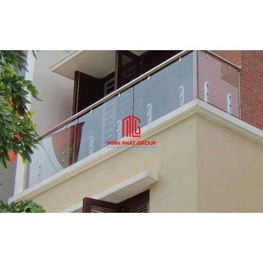 Kính cường lực lan can